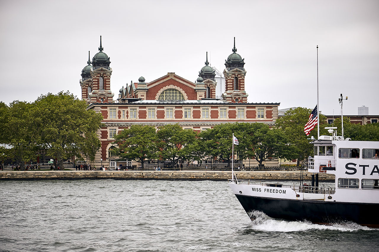 Discovering New York's history with family fun: a guide to educational entertainment